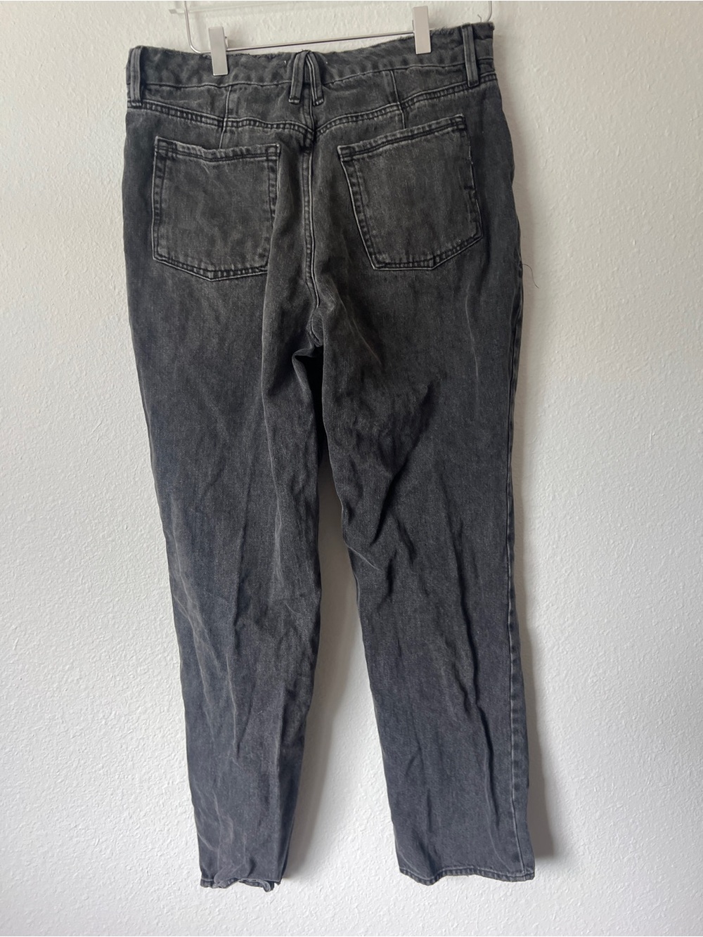 GOOD AMERICAN Good '90s Icon Straight Leg Jeans - Picture 6 of 6